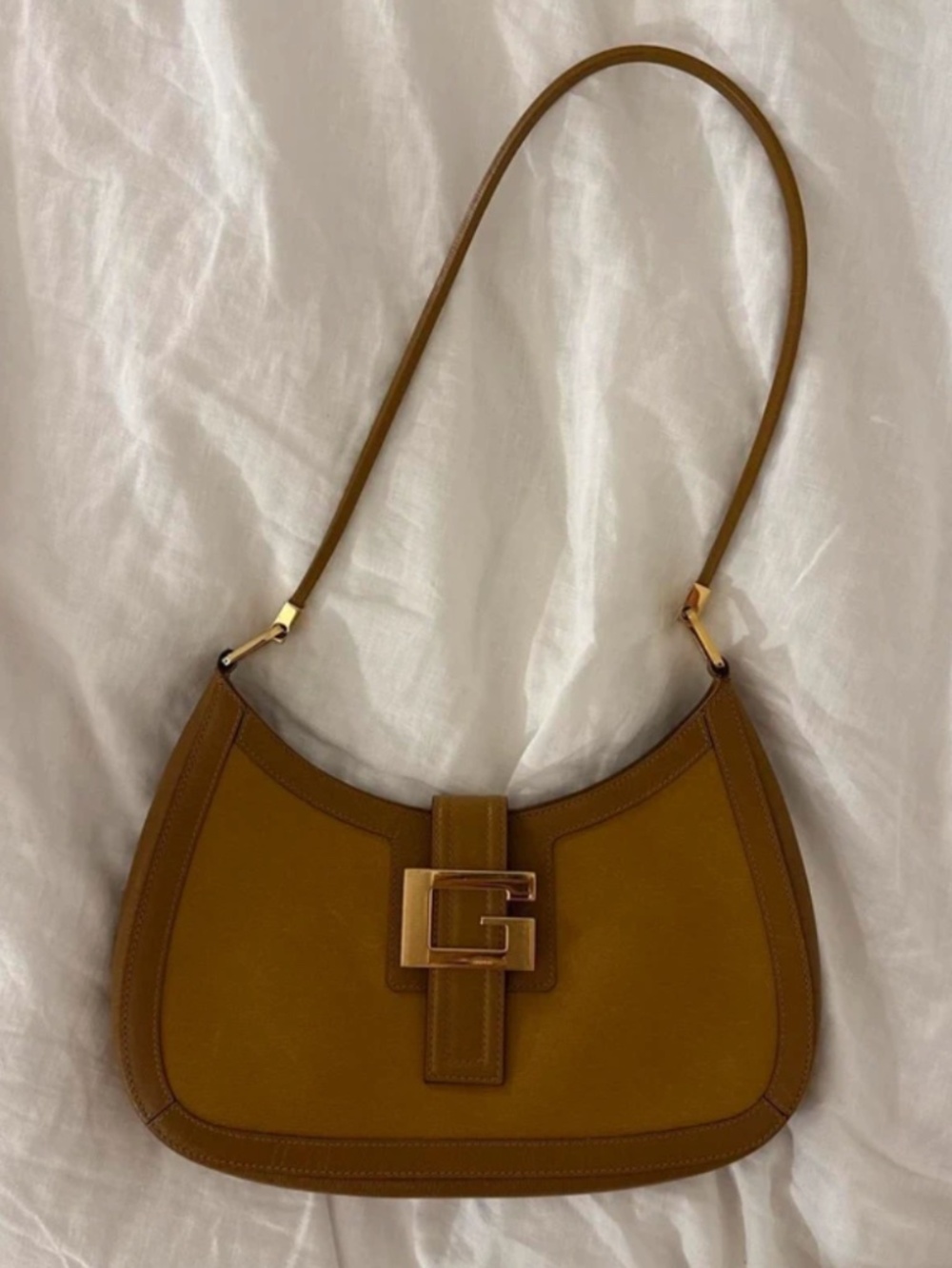 Gucci G Buckle Shoulder Bag